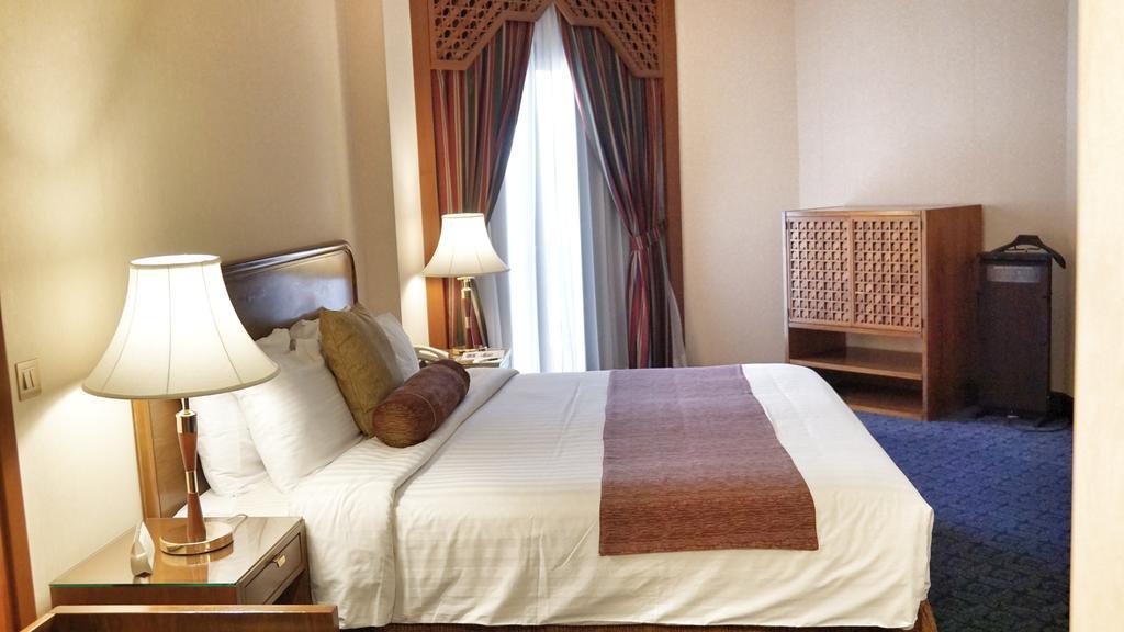 Safir International Hotel Kuwait Kuwait City Bagian luar foto