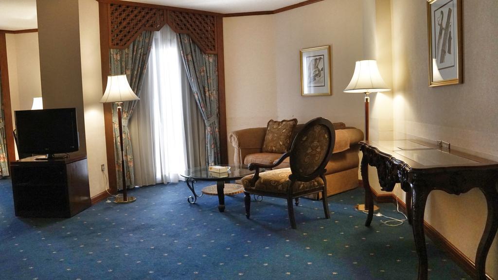 Safir International Hotel Kuwait Kuwait City Bagian luar foto