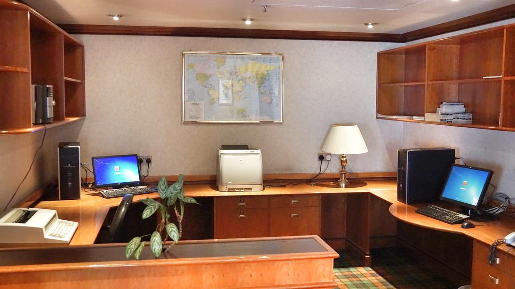 Safir International Hotel Kuwait Kuwait City Bagian luar foto