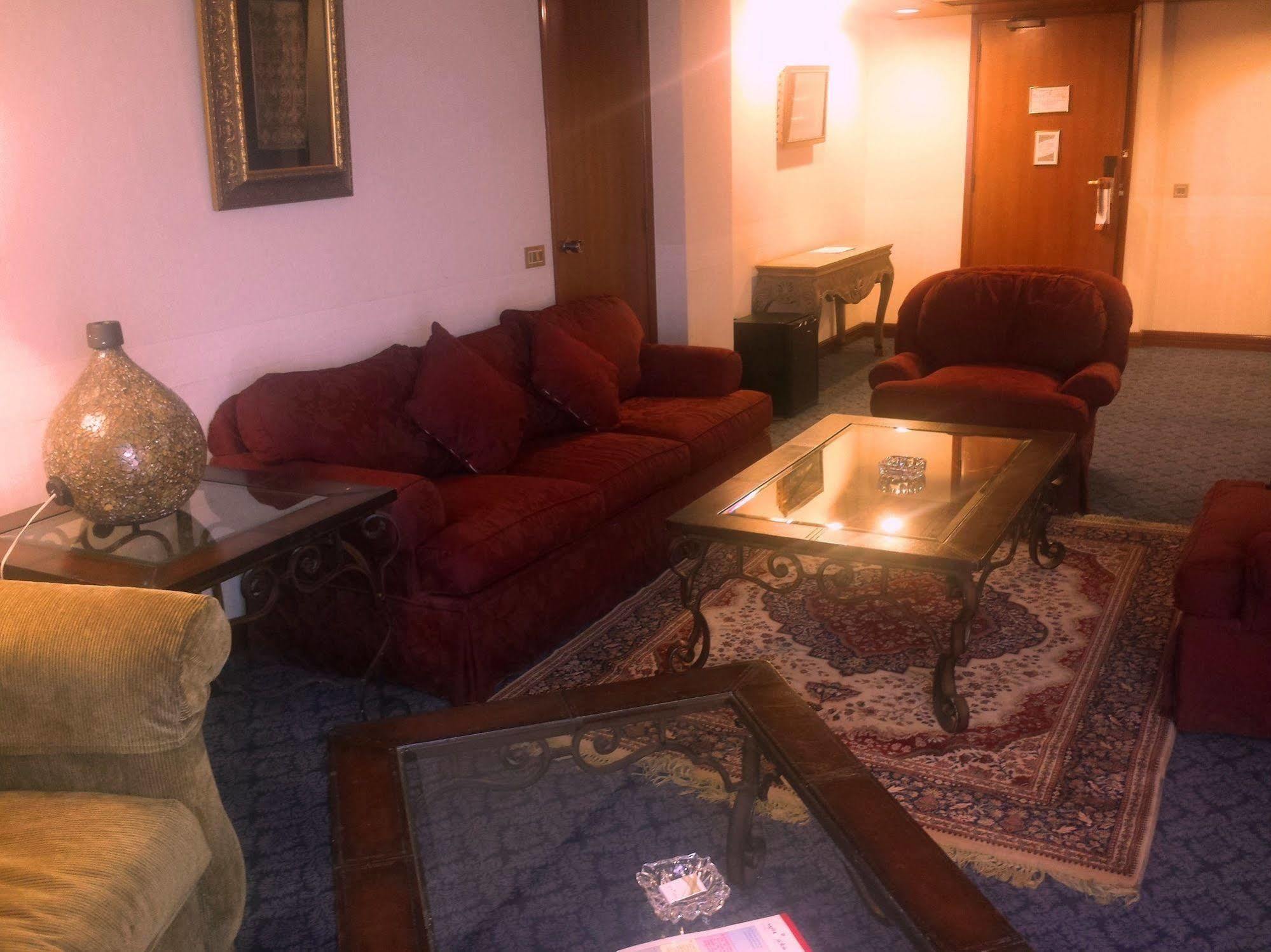 Safir International Hotel Kuwait Kuwait City Bagian luar foto